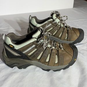 Keen utility women’s flint steel toe work shoe 8